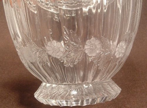 Elegant Leaded Glass - Frosted Daisy Pattern - Candy Dish with Lyre Finial