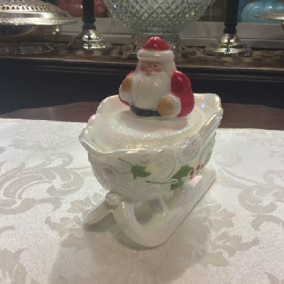Hand Painted - White Iridized Glass - Santa In Sleigh Covered Dish - Vintage Westmoreland - Artist Signed