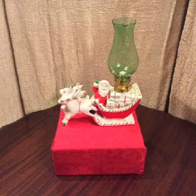 Santa Claus In Sleigh w/ Reindeer Kerosene Oil Lamp - Vintage Ceramic - Made In Japan
