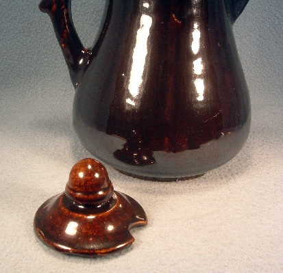 Bennington Lidded Coffee Pot with Acorn Finial - Vintage Rockingham Brown Glaze