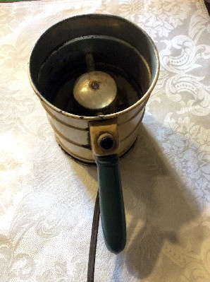 Miracle Electric Flour Sifter - Vintage 1930s - Motor Still Runs